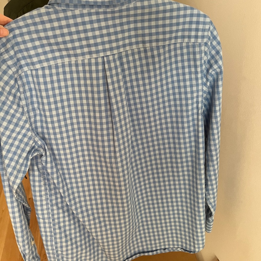 Vineyard Vines Boys gingham blue button down shirt M
